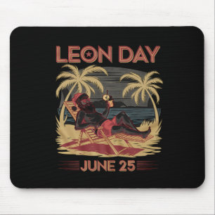Leon Day 25 Juni Santa Beach 6 Monate bis Weihnach Mousepad