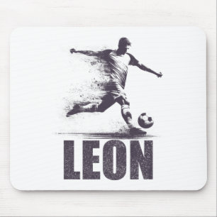 Leon Fußballjungen Personalisierter Vorname Leon Mousepad