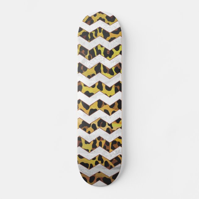 Leopard Brown and Yellow Cevron Print Skateboard (Vorderseite)