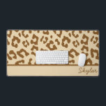 Leopard Cheetah Animal Print Custom Curry Name Schreibtischunterlage<br><div class="desc">Dies ist eine Leopard Cheetah Animal Print Custom Curry Name Desk Mat!</div>