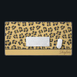 Leopard Cheetah Animal Print Custom Curry Name Schreibtischunterlage<br><div class="desc">Dies ist eine Cheetah Leopard Tierdruckmarke Custom Curry Name Desk Mat!</div>