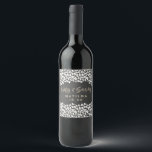 Leopard druckt sechzig und sassy 60. Geburtstagspa Weinetikett<br><div class="desc">Leopard Print sechzig und sassy 60. Geburtstag Party Dekor Gutes Vielen Dank. Teil einer lustigen Sammlung von Trend-Tierschriften.</div>