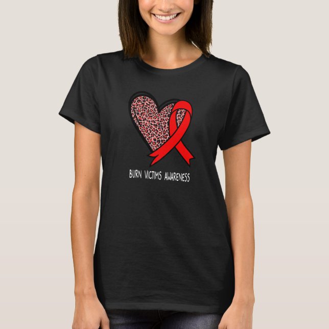 Leopard Heart Burn Victims Awareness Red Ribbon T-Shirt (Vorderseite)