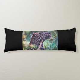 Leopard in einem sonnigen Dschungel Seitenschläferkissen