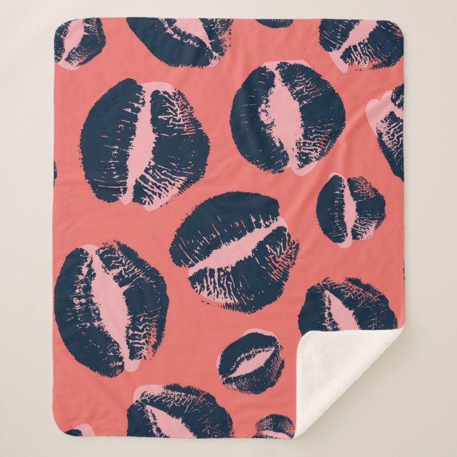Leopard Kiss: Lipstick-Mode Sherpadecke (Vorderseite)