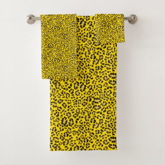 Leopard print_denser auf gemütlichem Gelbbbadehand Badhandtuch Set (Insitu)