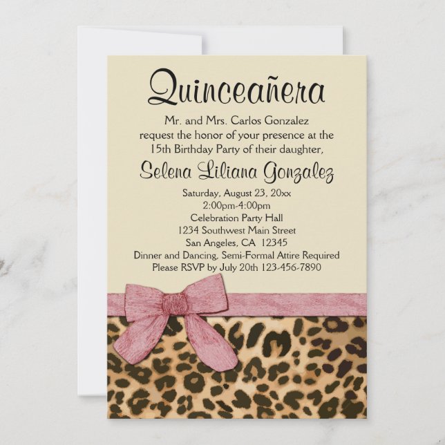 Leopard Print Pink Bow Girl Quinceañera Einladung (Vorderseite)