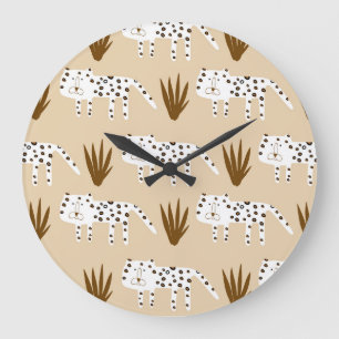 Leopard Print: Zeitloses Muster. Große Wanduhr