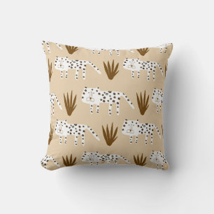 Leopard Print: Zeitloses Muster. Kissen