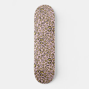 Leopard sur skateboard motif rose