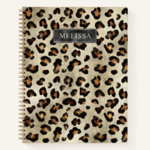 Leopard-Tierdruck mit schwarzer Faux-Folie und Nam