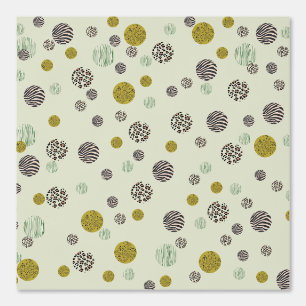 Leopard Tiger Zebra Print Circles on Ivory Tapete