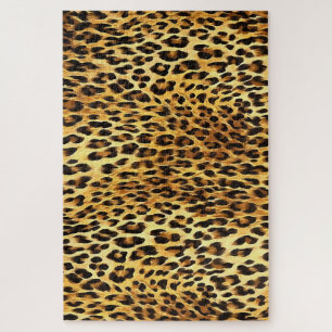 Leopard zeigt Camouflage-Mustermalerei