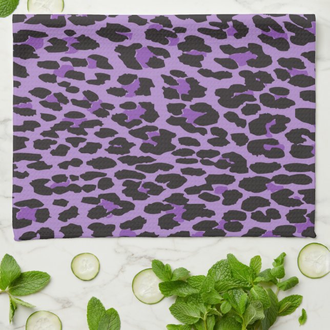Leopardendrucke, Leoparden-Spots, Lila Leopard Handtuch (Gefaltet)