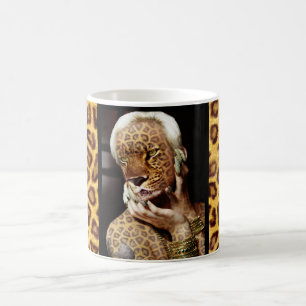 Leopardfrau Foto-Kunst Kaffeetasse