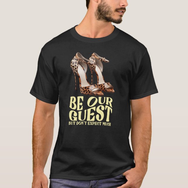 Leopardprint für Gäste lustig T-Shirt (Vorderseite)