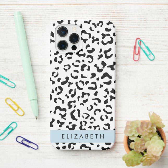 Leopardrucke, Spots, Schwarzweiß, Ihr Name iPhone 12 Pro Hülle (Auf dem Schreibtisch)