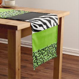 Leopardrucke, Zebra Print, Tierdruck, grün Mittelgroßer Tischläufer