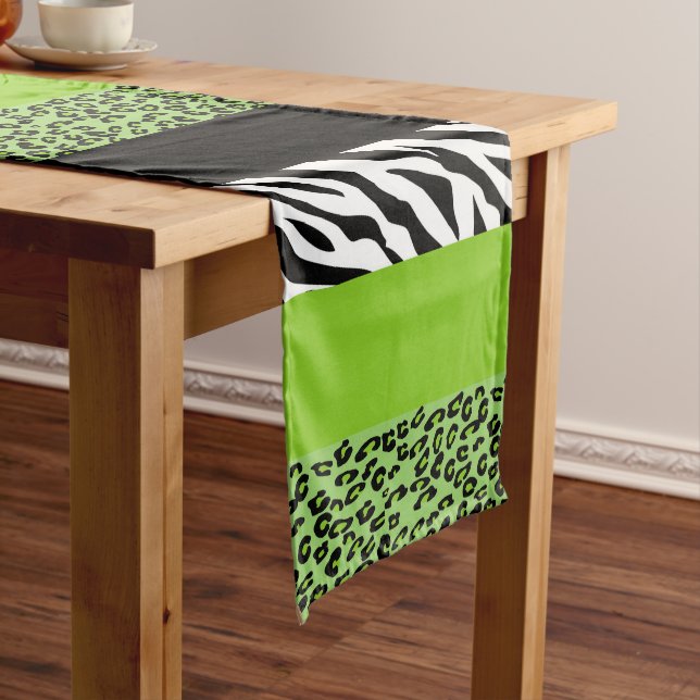 Leopardrucke, Zebra Print, Tierdruck, grün Mittelgroßer Tischläufer (Beispiel)