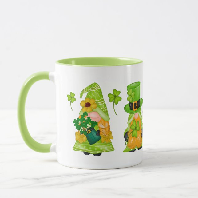 Leprechaun Green Gnome Kleeblatt St. Patrick's Day Tasse (Links)