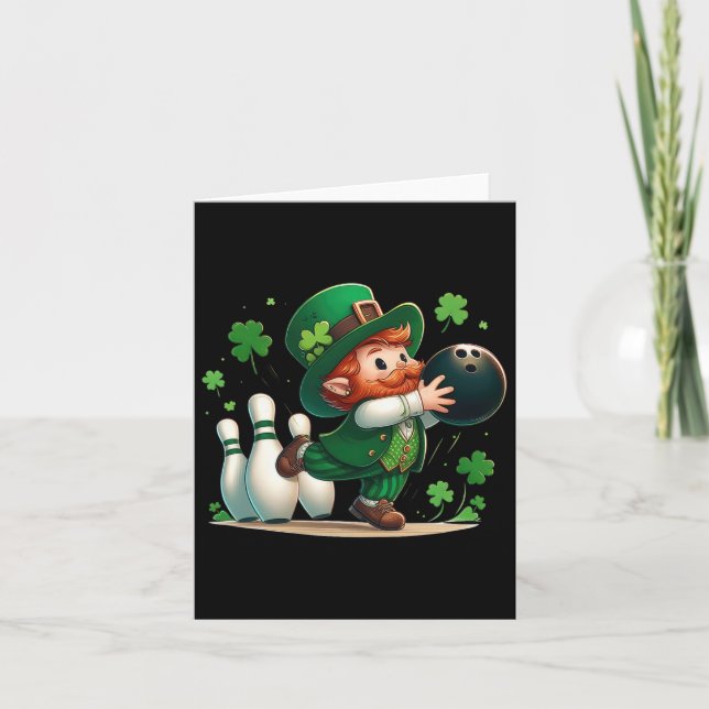 Leprechaun Playing Bowling St Patrick's Day Shamro Karte (Vorderseite)