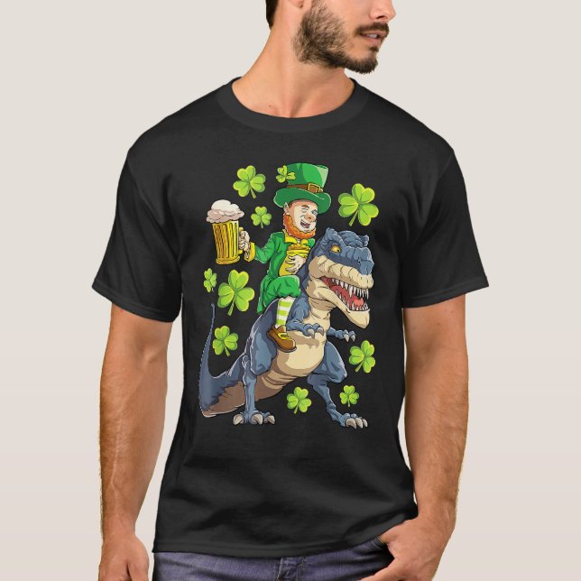 Leprechaun Riding Dinosaur Rex St Patricks Day Men T-Shirt (Vorderseite)