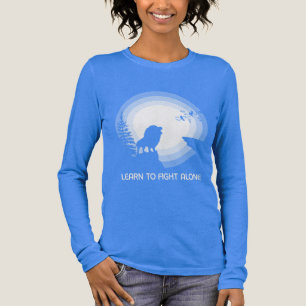 Lerne allein zu kämpfen – Löwe im Mondlicht Tri-Blend Shirt