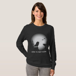 Lerne allein zu kämpfen – Löwe unter Mondlicht T-Shirt