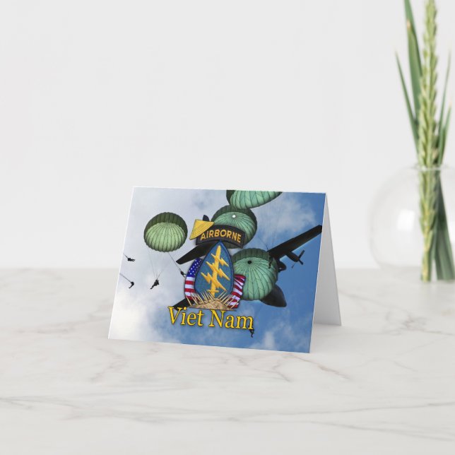 les 5èmes forces spéciales groupent la carte de (Devant)