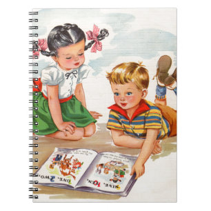 Les années 1940 adorable fille et garçon et livre
