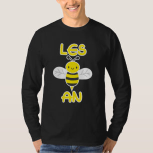 Les bebe an lgbt lesbian stolz lesbian T-Shirt