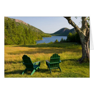 Les chaises Adirondack sur la pelouse de la Jordan