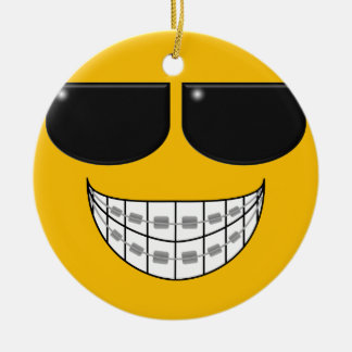 Les croisillons de dentiste sont ornement frais