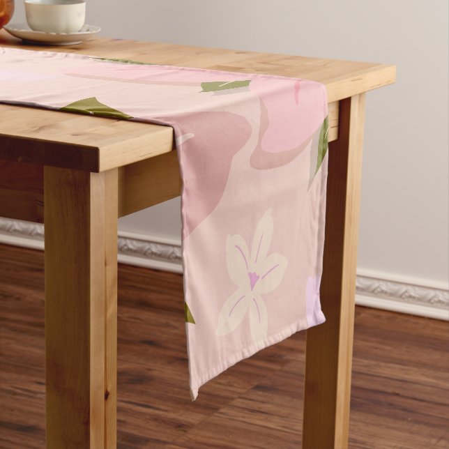 Les Fleurs 05 Blumenmuster Blush Pink Blume Kurzer Tischläufer (Beispiel)