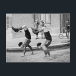 Les frères Paris - 1934 - Robert Doisneau Postkarte<br><div class="desc">Les frères - Paris - 1934 - Robert Doisneau</div>