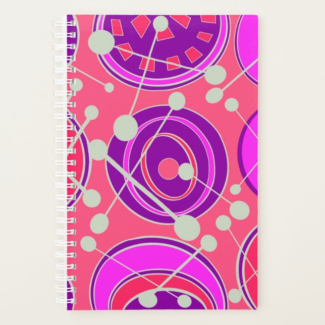 Les géoformes modernes rose, violet et blanche. (Devant)