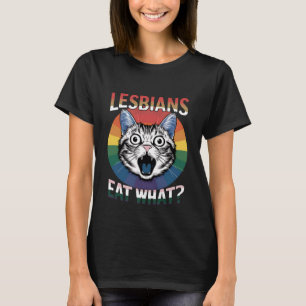 Lesben essen, was Katzen Humor LGBTQ Stolz-Flagge  T-Shirt
