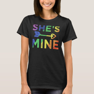 Lesbische Paare, die ich zum LGBT-Stolz führe T-Shirt