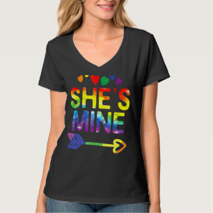 Lesbisches Paar Sie ist meine Matching LGBT Pride T-Shirt