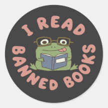 Lese verbotene Bücher Lustiger Frosch beim Lesen