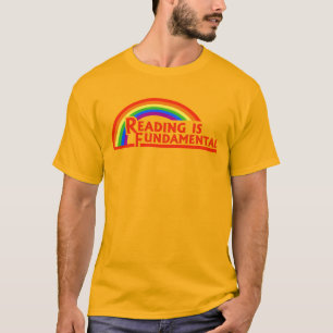 Lesen ist von grundlegender Bedeutung T-Shirt