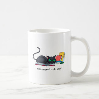 Lesen Sie alle guten Bücher kürzlich? Kaffeetasse