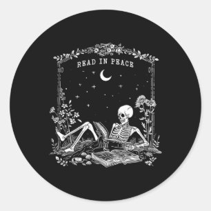 Lesen Sie in Peace Spooky Lehrer Skeleton Trick le Runder Aufkleber