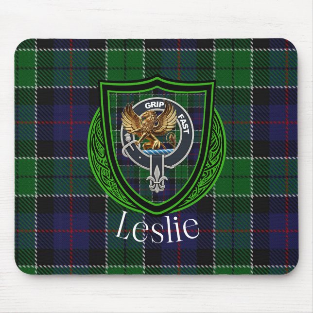 Leslie Scottish Clan Tartan and Crest  Mousepad (Vorne)