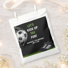 Let's Kick up the fun!, Fun Soccer Birthday Geschenktütchen
