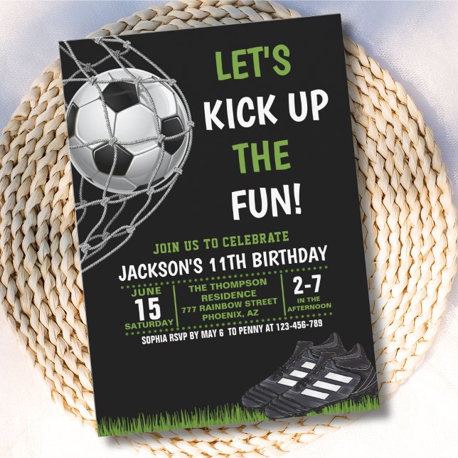 Let's Kick up the fun!, Funny Soccer Birthday Einladung (Von Creator hochgeladen)