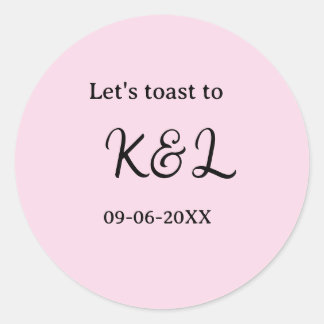 Let's toast to wedding engagement name letter pink runder aufkleber