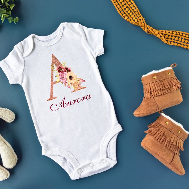 Letter A Floral Rose Gold Monogram Baby Strampler (Von Creator hochgeladen)