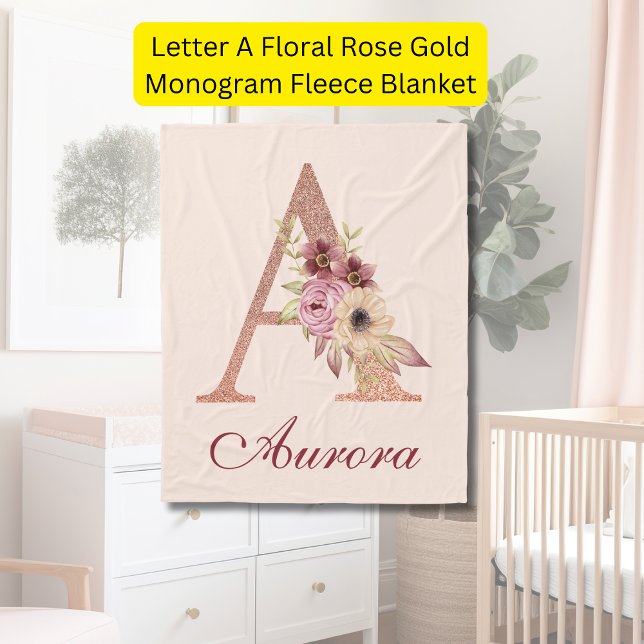 Letter A Floral Rose Gold Monogram Fleece Blankon (Von Creator hochgeladen)