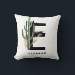 Letter E Monogram | Tropischer Kaktus Personalisie Kissen<br><div class="desc">Maßgeschneidertes E-Monogramm-Kissen mit Aquarellkaktus,  Imitaten Blätter aus Goldfolie und schwarzen Aquarellpinsel-Akzenten. Personalisieren Sie dieses tropische Monogramm-Kissen,  indem Sie Ihren Namen oder andere Details hinzufügen. Dieser Boho Buchstabe E mit Monogramm Kissen wird als Geschenk perfekt. Andere Briefe sind verfügbar.</div>